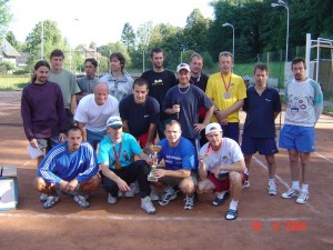 Společné foto účastníků ligy 2004